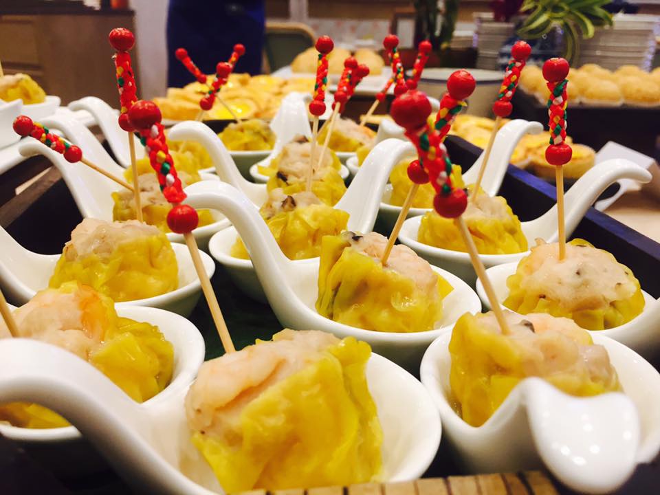 cicitembikai's tweet photo. Siew Mai. yumms yummss. Dolly Dim Sum ni tak pernah mengecewakan, Btw, Dolly dah dibuka di Sunway Putra Mall. Senanglah nak terjah lepas ni

#dimsum #foodlover #foodie #foodgasm #dollydimsum #chinesefood https://t.co/8BExNudHiK