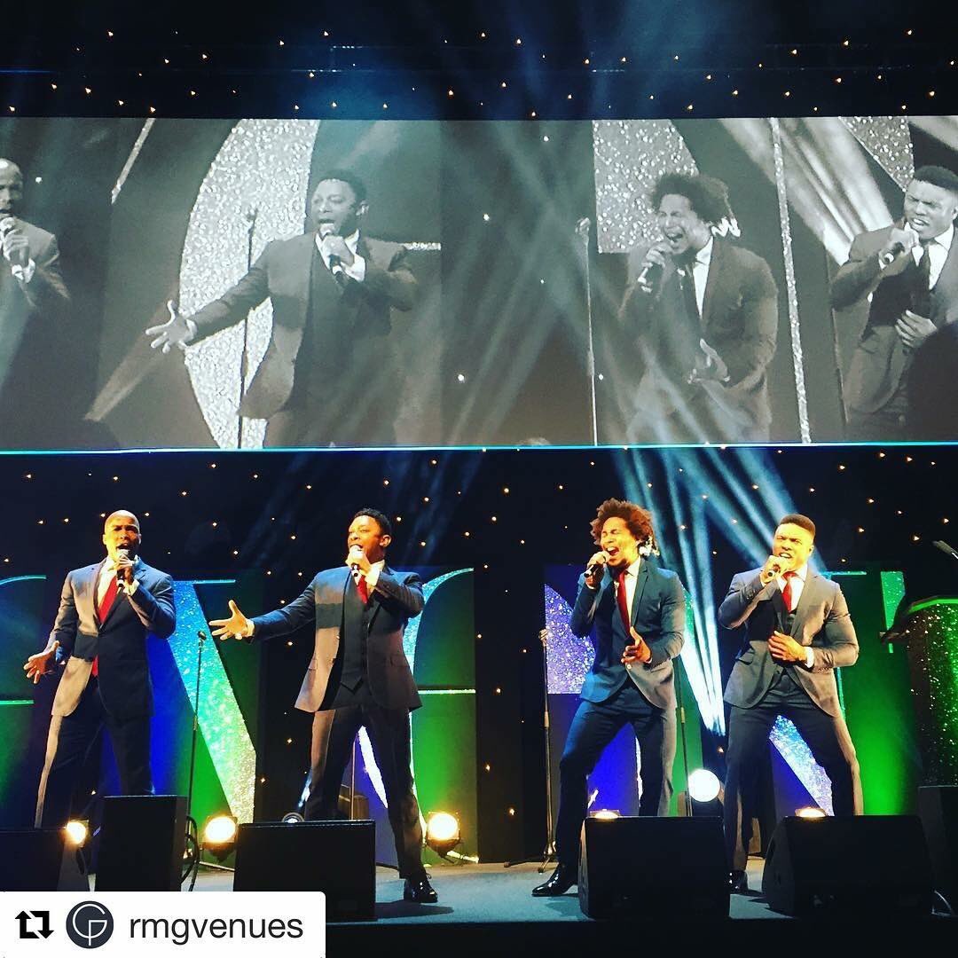 VoxFortura's tweet photo. Great night performing at the Event Awards 2017 Ceremony! Thanks for the photo @RMGVenues #eventawards #voxfortura #london #apollohammersmith https://t.co/EfOfoG8kDj