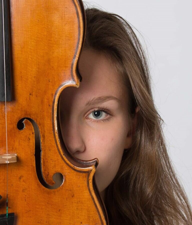 SueDoreyMusic's tweet photo. Exciting spring 2018 season @Omnibus_Theatre
So many amazing musicians ๐ถ
@dancasimirmusic @shadwellopera #AlinkaRowe
#SundayMusic https://t.co/rJ6d6B4xF1