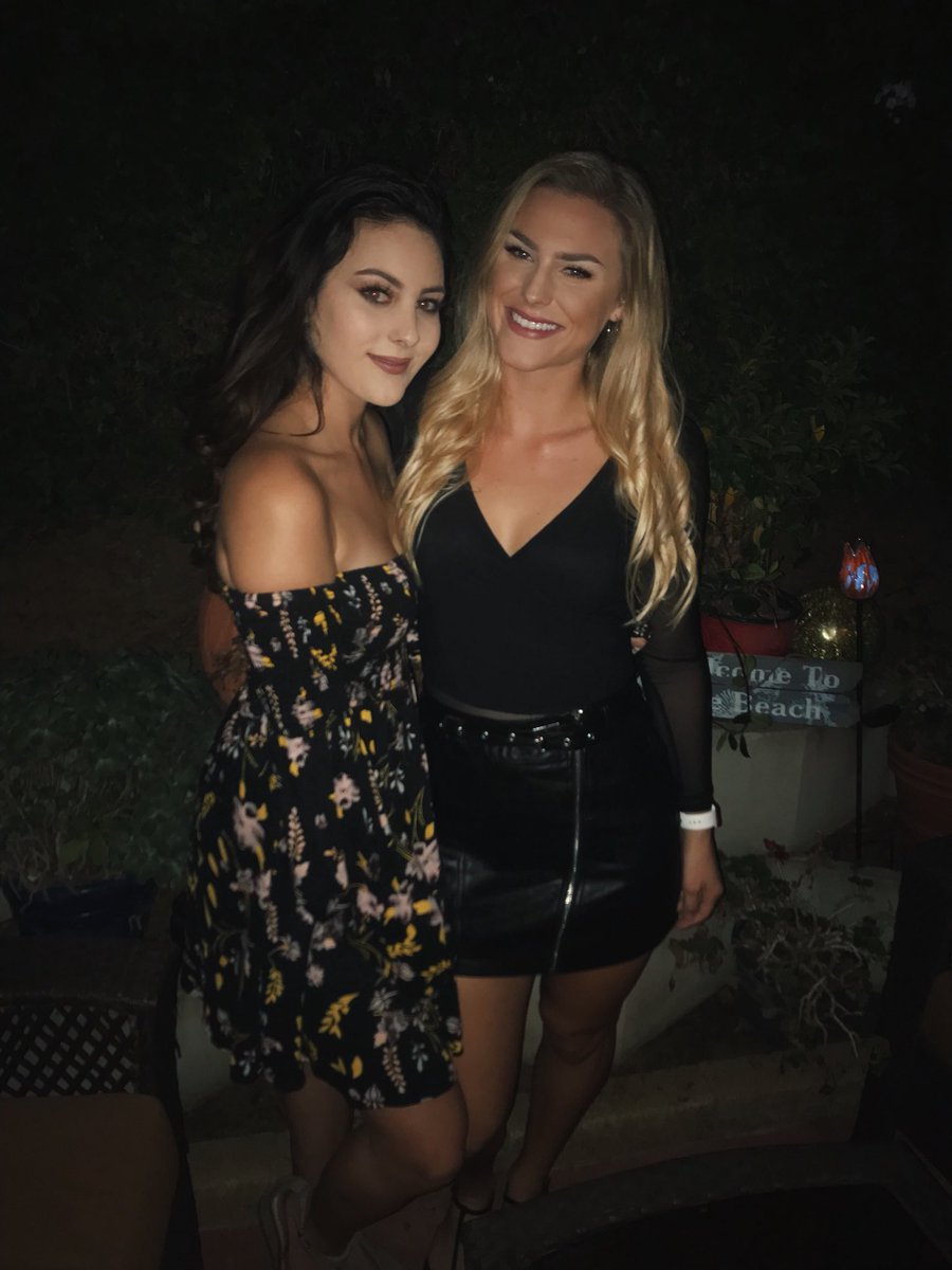 lexjuli tweet picture
