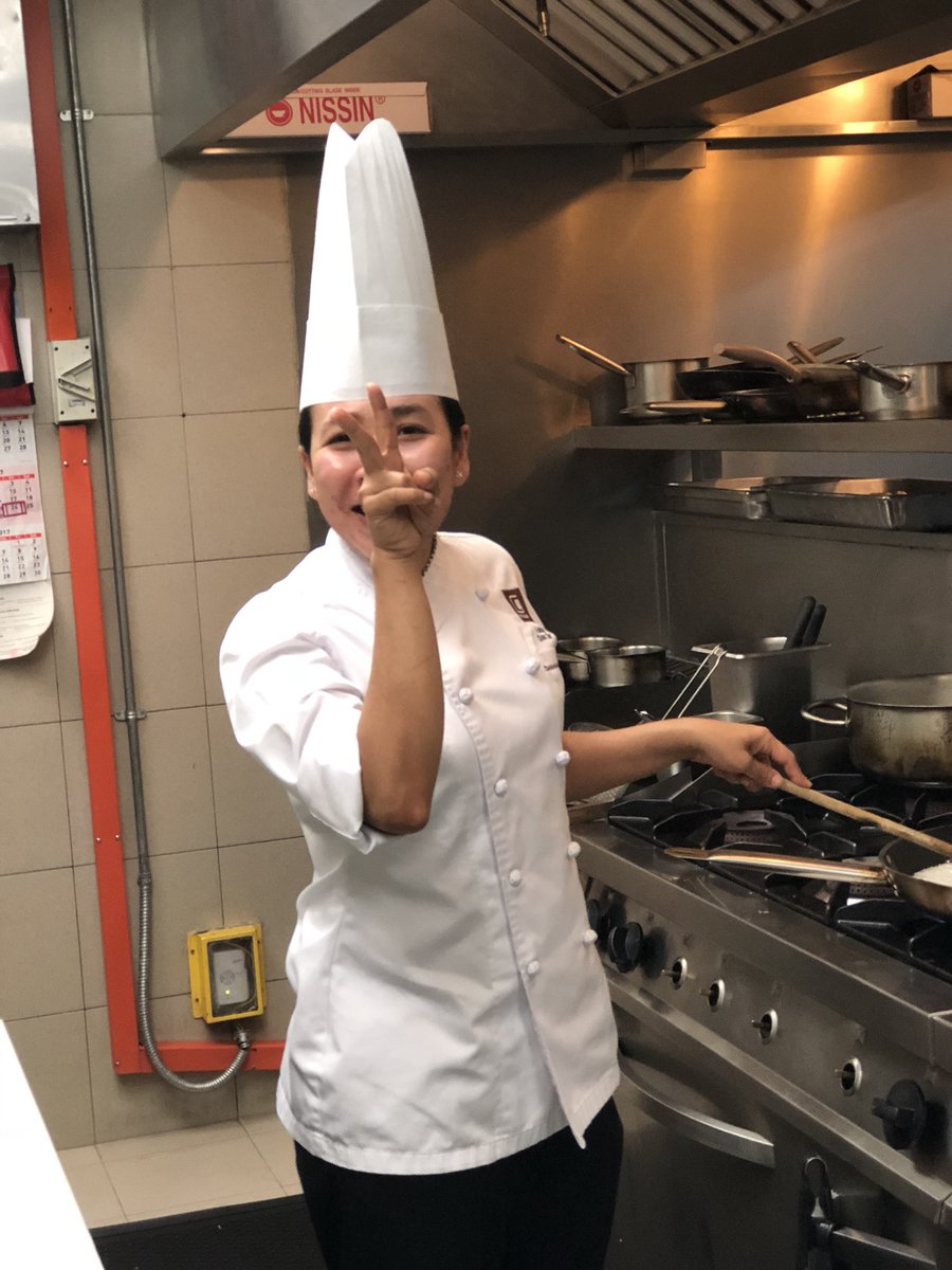 deqmza's tweet photo. Ape-ape je la chef yg ada dlm gobok tu...lapo dah ni #ip8plus #chef https://t.co/lb2nPQsRJY