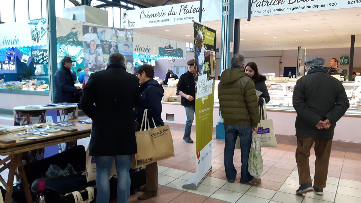 leaboillaut's tweet photo. #leszastuces sont au marché et ca marche ! @CarsatBFC @dijon #msabourgogne #gieimpa se mobilisent pour le #seniorfriday! https://t.co/2GepfZctcX