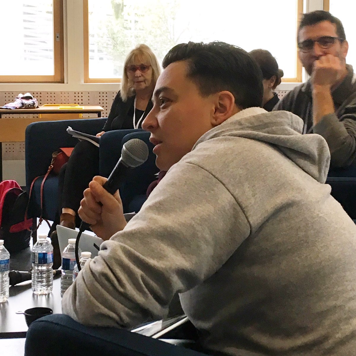 s_fredriksson's tweet image. Ouverture de la matinée de Recherche #ARDx avec Tiphaine Kazi-Tani, @juliendefait @jocelyneleboeuf   @GaelGuilloux à #Nantes #DesignDI #SemaineIP