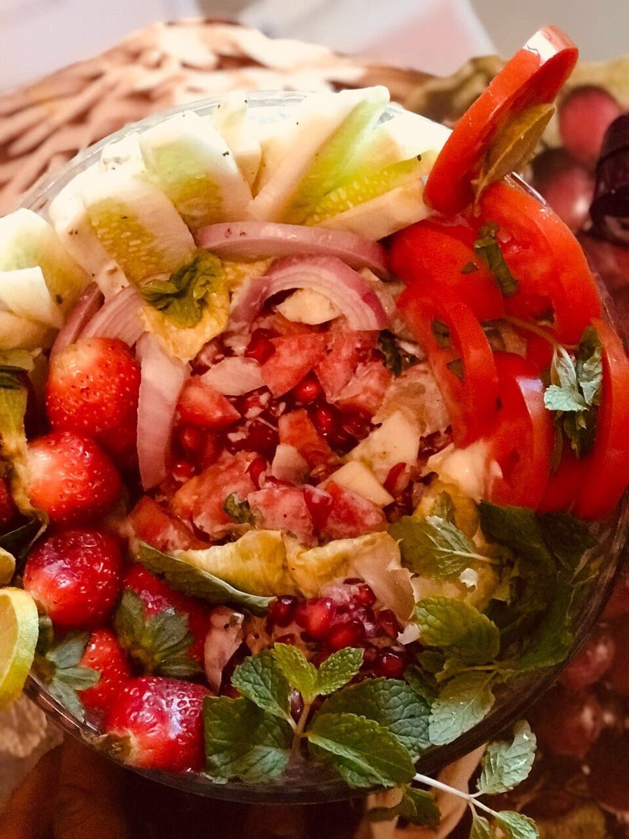 tiwari_mukesh's tweet photo. Healthy homemade salad prepared by my better half. Presenting the ‘Forest Fire veg Salad’ #vegetarian #salad #FridayFeeling #chefatlarge #masterchef https://t.co/XL7c7zQIsT