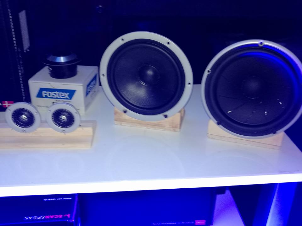 frankhasselriis's tweet photo. Samdee Audio Thailand at Thai Automotive Show, representing Scan-Speak πΆπ
#samdee #samdeeaudio #thai #Thailand #scanspeak #carspeakers https://t.co/g7c9iBn2s9