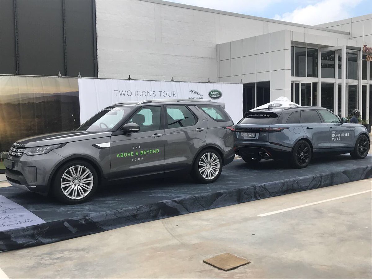 ILuvDBN's tweet photo. All the excitement at the @LandRoverZA #TwoIconsTour https://t.co/oDJPueHPik