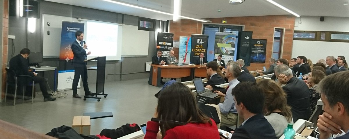 HenrydFreycinet's tweet image. Merci @VRichir de @DJIGlobal  pour son intervention sur la dimension réglementaire lors de notre symposium @AppsDrones #drones #dronespro