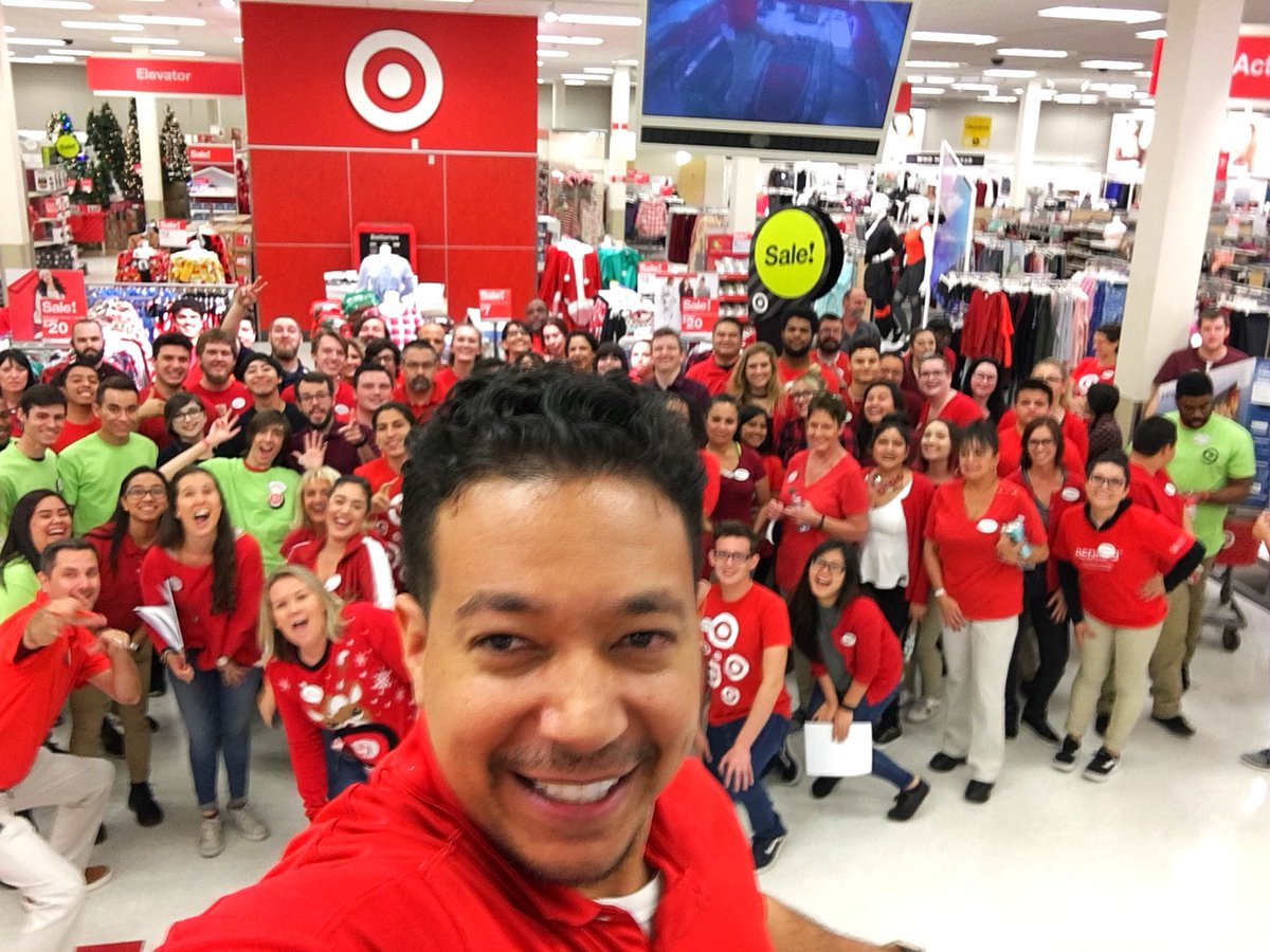 T997 had an Awesome #blackfriday...Proud of this team and how they made it happen! #D201 #G296 #targetblackfriday