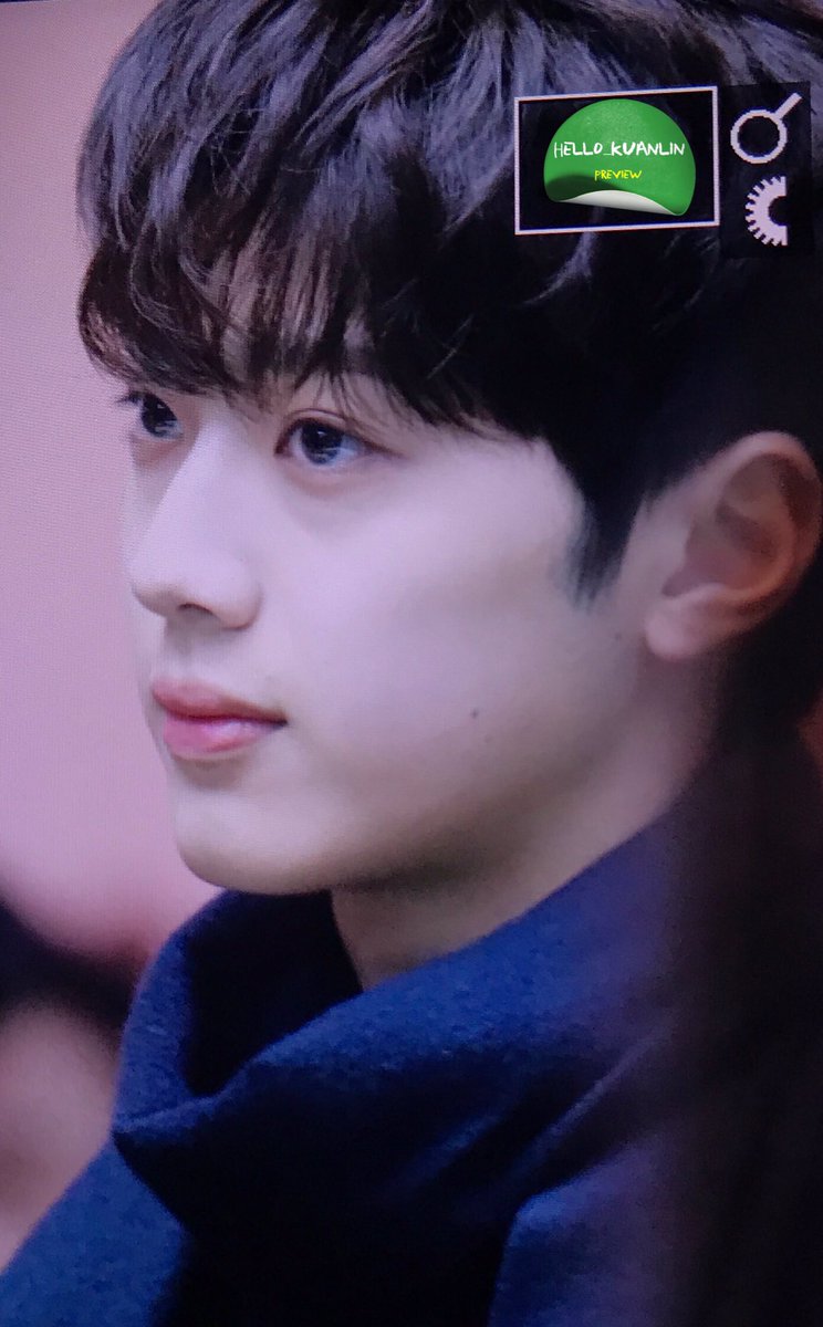 hello_kuanlin's tweet photo. 171124 Incheon Airport preview #라이관린 #賴冠霖 #워너원 #kuanlin 💕💕💕missing you ❤️❤️❤️ https://t.co/9e5Xn9BpNo