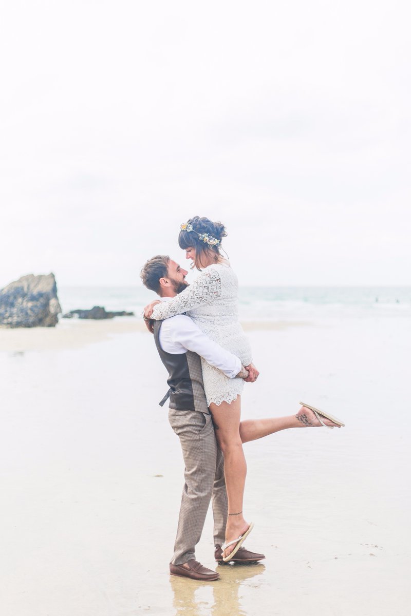 Small and #intimate but filled to the brims with #love 😍 want to marry with your nearest and dearest by your side? Drop us a line weddings@lustyglaze.co.uk #weddingvenue #Cornwall <a href="/LustyGlazeBeach/">Lusty Glaze Beach</a> 
Photo by phillyjlewis.com
