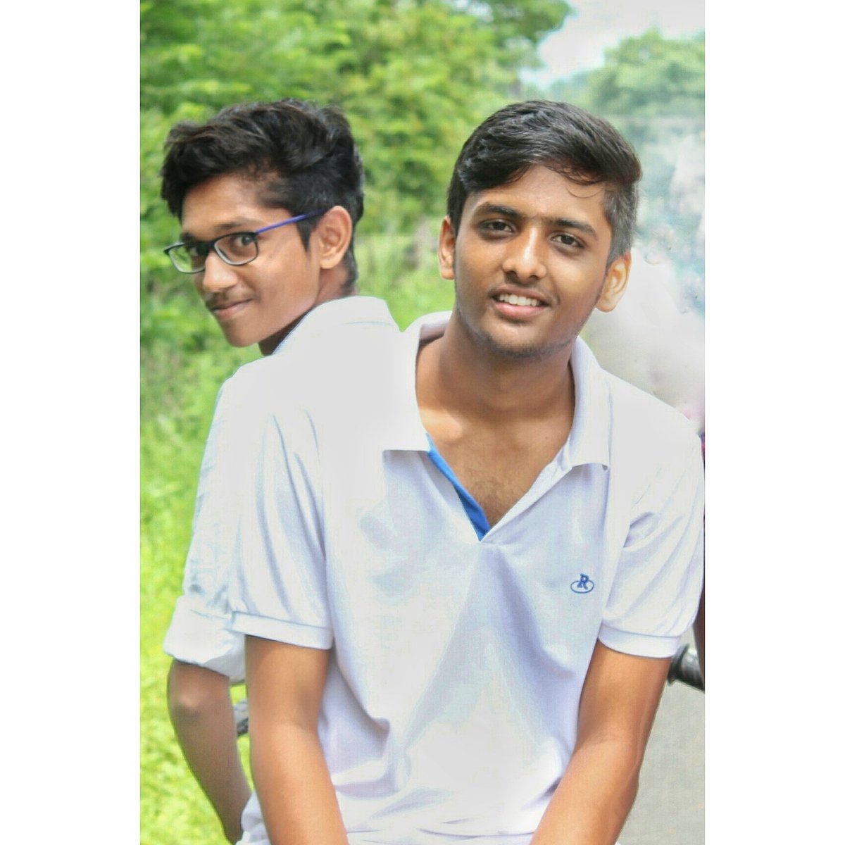JohnPriyan3's tweet photo. #FriendshipGoals #Friends 
#loveyourself #best #parterner ✌✌
😘😘😍😍 https://t.co/7XyW0E7sgt