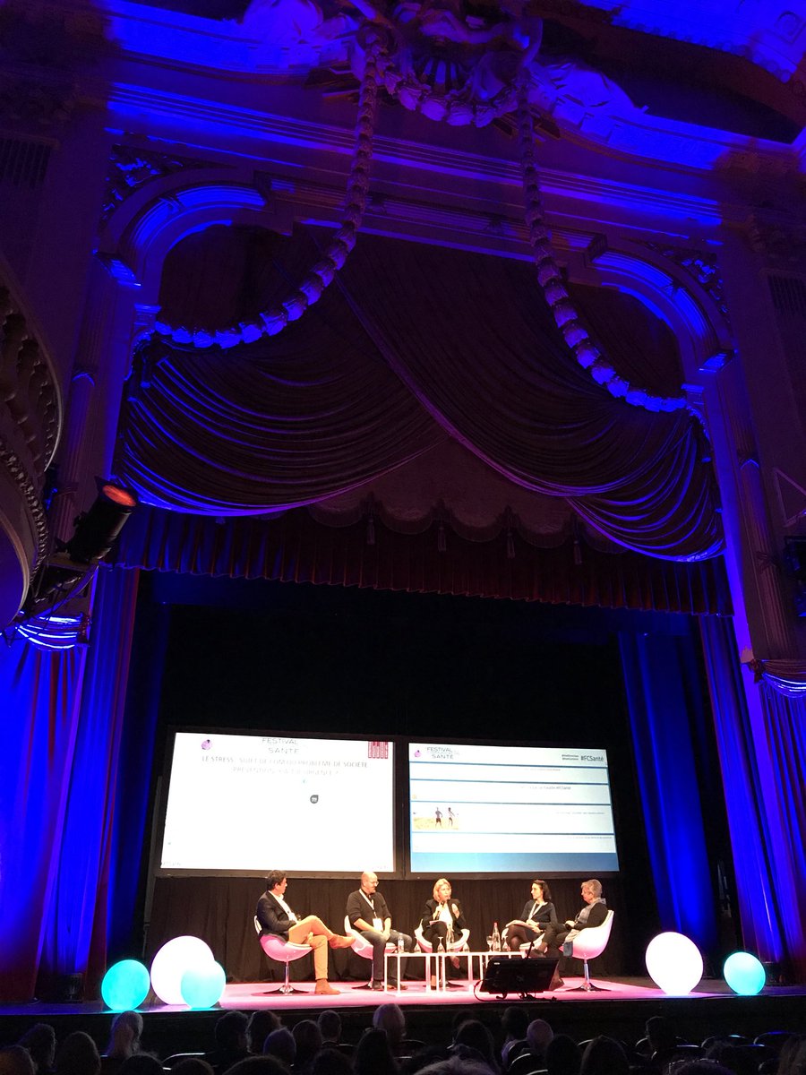 Clara_Thibault's tweet photo. Une personne ne devrait pas être définie par sa maladie. La semantique a un impact. #communication @dmascret @LeFigaro_Sante #fcsante https://t.co/cxWczxd7YP