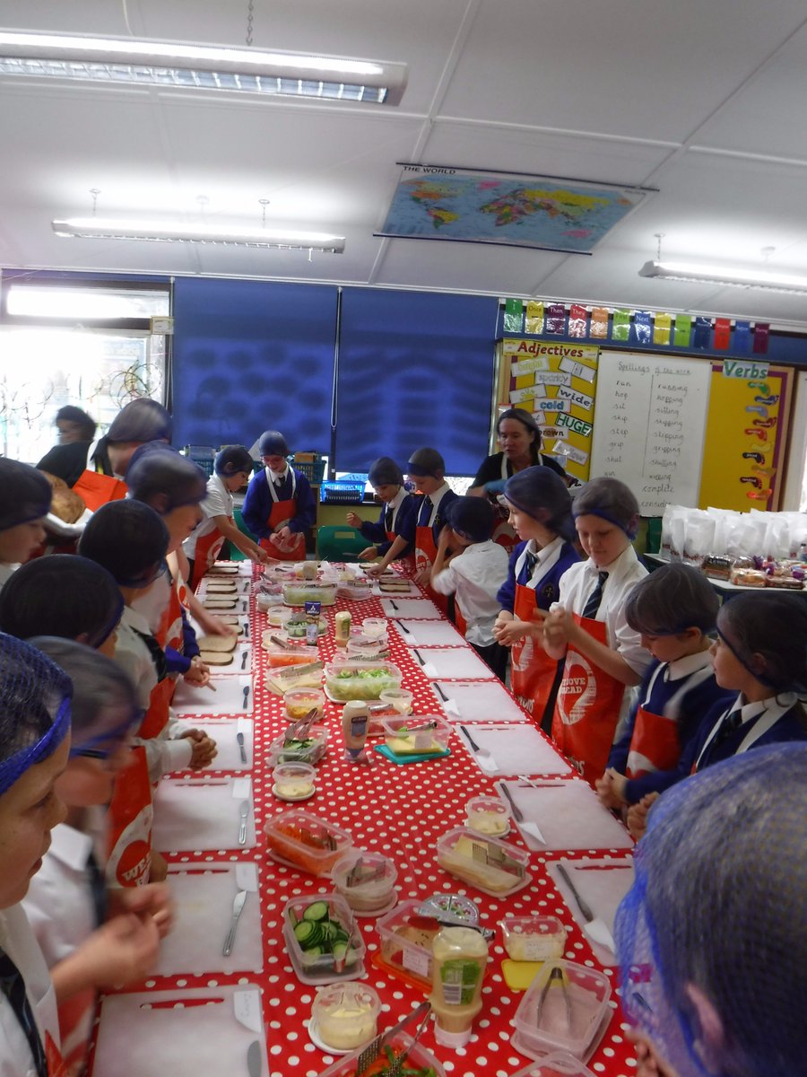 Thank you to Warburtons Paddock Wood for providing  two healthy eating workshops . The children really enjoyed them.
<a href="/warburtons/">Warburtons</a>