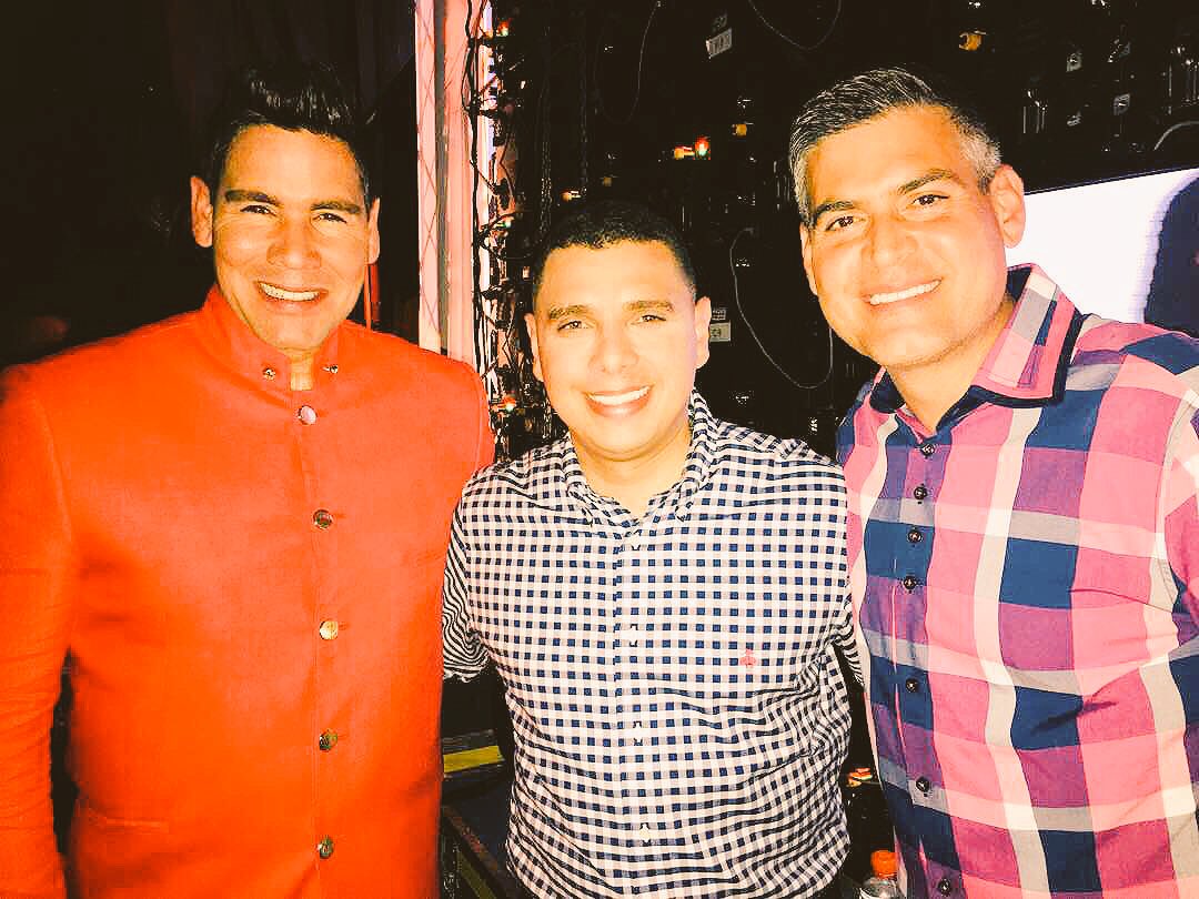 vwinstonv's tweet photo. La Av. Carabobo de San Fernando, estado Apure será el sitio de encuentro hoy #24Nov para disfrutar de los mejores exponentes de la música llanera con el concierto #CorazonLlaneroApure. ¡Imperdible por las pantallas de @TvesAlDia! https://t.co/XrlcxKLAhN