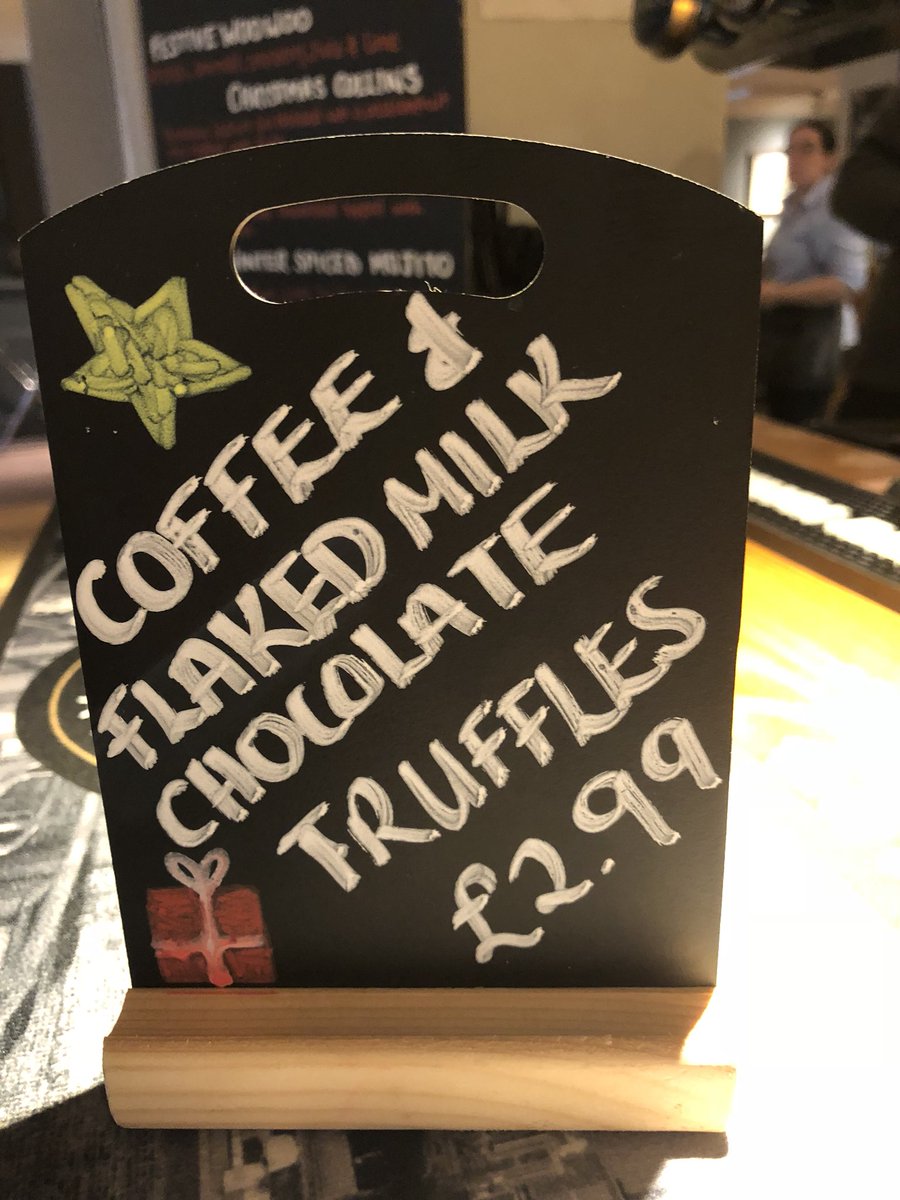cjliddard's tweet photo. Festive mocktails, cocktails, coffee &amp; truffles. Only a few of the wonderful delights to be found at The Globe this Christmas. 🎅🏻 @dw1lson @StaplesClaire @WhitbreadInns https://t.co/fecdSdnGRy