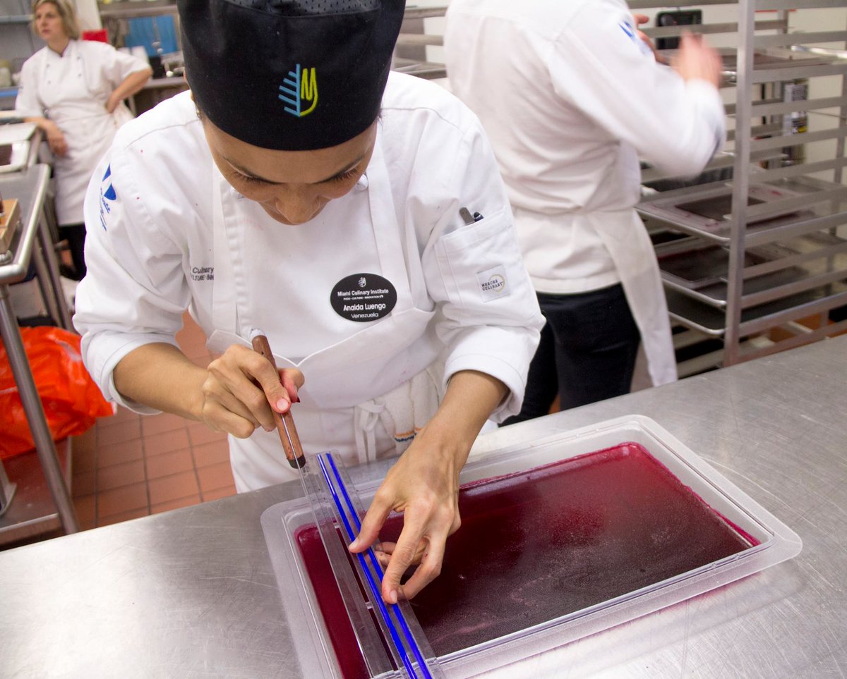 MDC_Culinary's tweet photo. Our students at #MiamiCulinary spend many hours in the kitchen learning new secrets and acquiring new techniques to become top tier chefs in the future! https://t.co/Wg4GE3xLzG