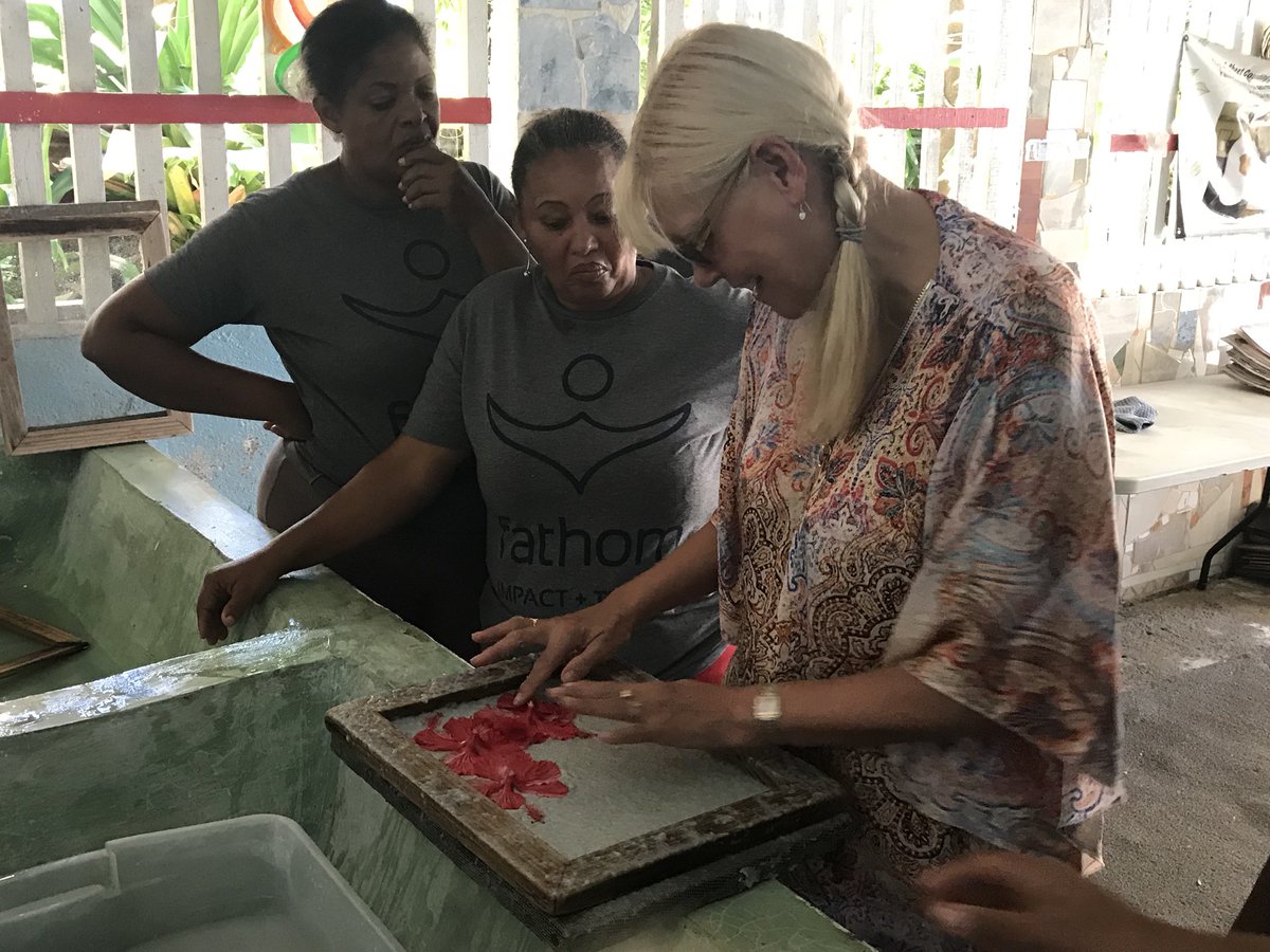JuliePeasgood's tweet photo. Considering joining community here #lovingtheprocess #verycraftybeggars @Cruisemag @pandocruises @fathomtravel https://t.co/EvK13Xgb33