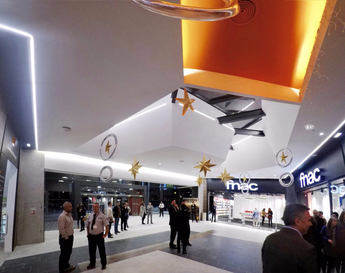 BroadwayMalyan's tweet photo. After a busy #mapic2017 our Lisbon-based retail team attended the opening of Évora Plaza this week. The €40m shopping centre is home to 70 stores and a 5-screen cinema. https://t.co/GPsMCpQZrC