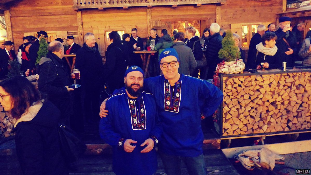 chbeat's tweet image. Bockalp auf dem Herrenacker Schaffhausen mit Alpaufzug eröffnet - schaffhausen.net/2017/11/bockal… - #bockalp #herrenacker #schaffhausen #patrikgisi #brunomeier