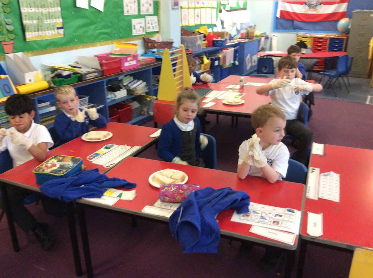 MrR_Murphy's tweet photo. To help us learn about instructional writing we made some #classmade cheese and ham sandwiches. Delighted to hear that they were "the nicest ever" https://t.co/wBRUX6jStN
