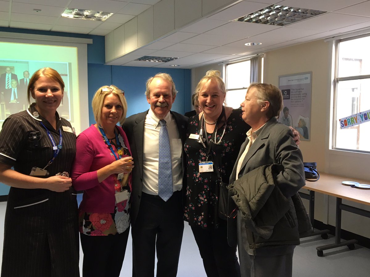 nursejah's tweet photo. Time to say goodbye to a man who has played a key role in my development! Good memories of time spent working with a true inspirational role model @nursehmatthews @AnnaBlackburn18 @klmno @JamesPagetNHS https://t.co/fFmTpUoiqz