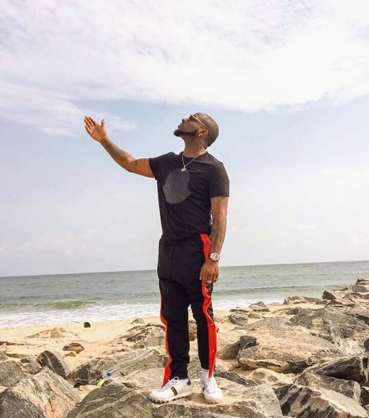 Huncho97's tweet photo. BABA!! the sky will never be your limit ππ #Like_dat Lit asfπ https://t.co/WsGB0WFrYc