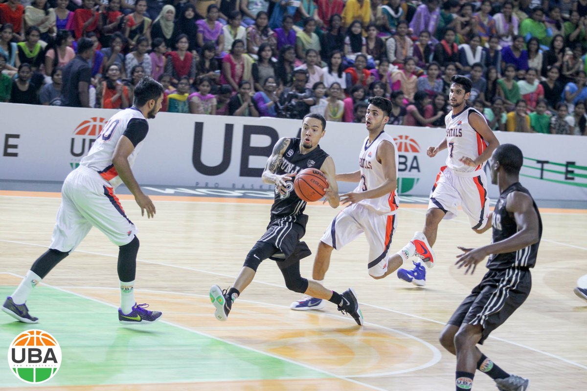 PunjabSteelers's tweet photo. Which way will he go? Dermaine Crockrell kept the defense guessing all season long.
#UBAIndia #UBASeason4 https://t.co/2M2lFMMfFy