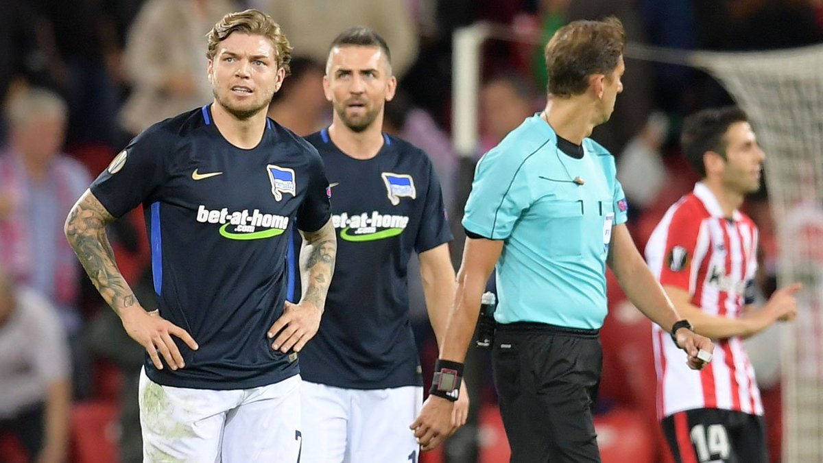 HerthaBSC's tweet photo. Beim Fußball zählt das Ergebnis. Trotz über weite Strecken guter Leistung ist das Abenteuer Europa League nach der Gruppenphase beendet. Unser Nachberich zu #ATHBSC: https://t.co/yCkKXvbm7T #HerthaInternational #hahohe https://t.co/kalRqBW1th