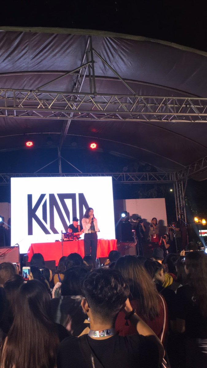 joyride01's tweet photo. #OneMusicxCFAD @KianaVee #onemusiccampustour https://t.co/8iMX50oFvI