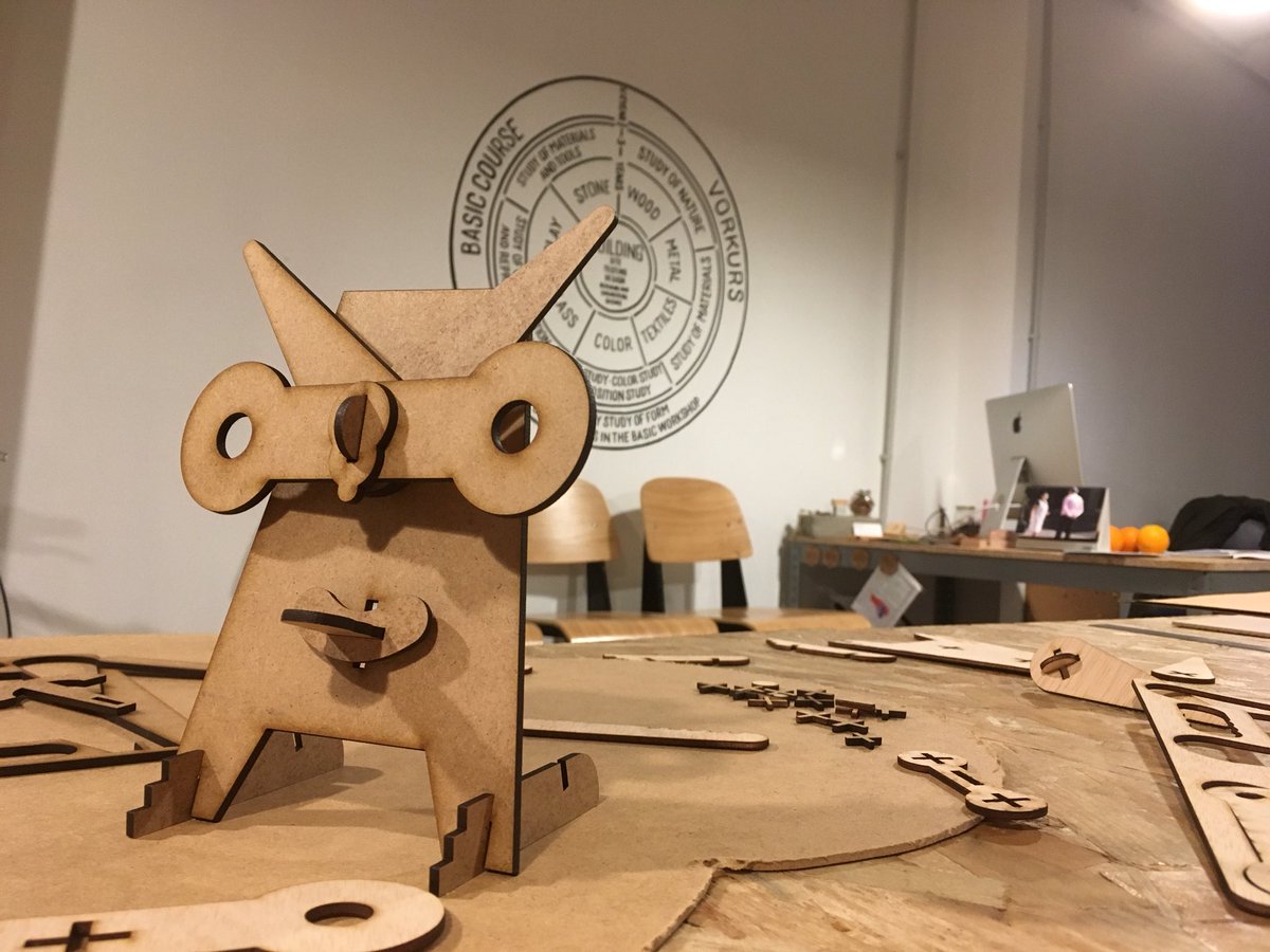 XufaEdicions's tweet photo. Fent les últimes proves amb els amics de Vorkurs Taller!! 😍😍🙌
Quins nervis que acaba el Verkami! 😱😛😱

Queda 1 dia
🔥https://t.co/oMEiWngYp8 🔥 https://t.co/jrw0I08CJQ