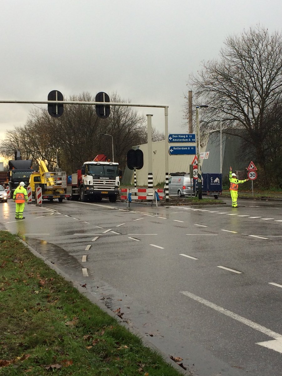 BinckMarco's tweet photo. @BinckWerk staat weer zijn mannetje/ vrouwtje in Delft #Binckwerk #citytec #windenregen #respect #toppers https://t.co/C11UBBjIJb