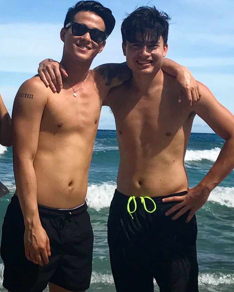 Hashtag_tomD's tweet photo. Frankie.. sobrang mahal kita bro. Alam mo yan. 👊🏻 https://t.co/2gBYpCOB0U