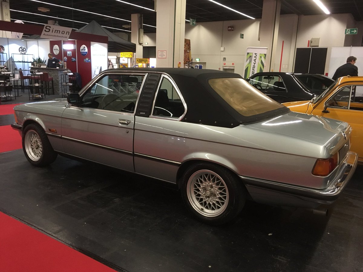vintage_pic's tweet photo. #bmw @Retro Classics #cologne #kolnmesse https://t.co/OD2RIwFvrL