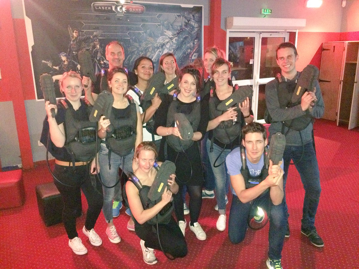 LEGRAND22393556's tweet photo. Belle soirée Lasergame pour le CDR de Quimper Merci à Arkea on Life pour le challenge AOL🏆@JaimeCMArkea @arkeaonlife https://t.co/Er313trp4I