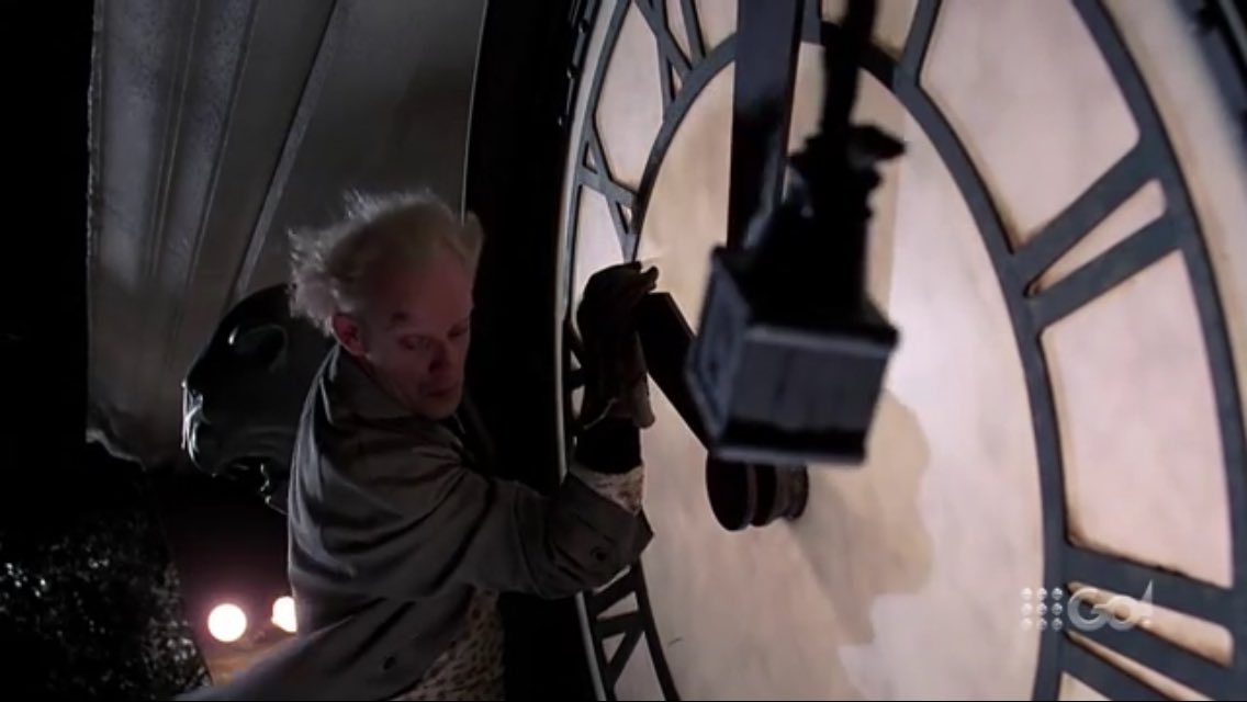 LateMailMan's tweet photo. Bloody hell Doc, hurry up!! #bttf #1004pm https://t.co/DxtgFvlv52