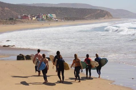 ShakaSurfMoroc's tweet photo. * S T E P P I N G * O U T * #morocco #surf #surfers #swell #surfholiday #surftrip #moroccanwaves #holiday #activeholidays #surf #beach #ocean #desertpoint #learntosurf #surfschool #surflessons #surfsup https://t.co/yhraLLBL9E