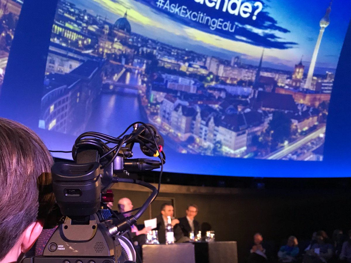<a href="/davidklett/">D</a> fordert einen Wettbewerb um die Gunst der #Lehrerinnen und #Lehrer, da diese am besten wissen, welche Materialen gebraucht werden. 👏#digitaleBildung #Digitalisierung #zeitgemäßLernen und #lehren 👩‍💻 #excitingEDU #AskExcitingEdu