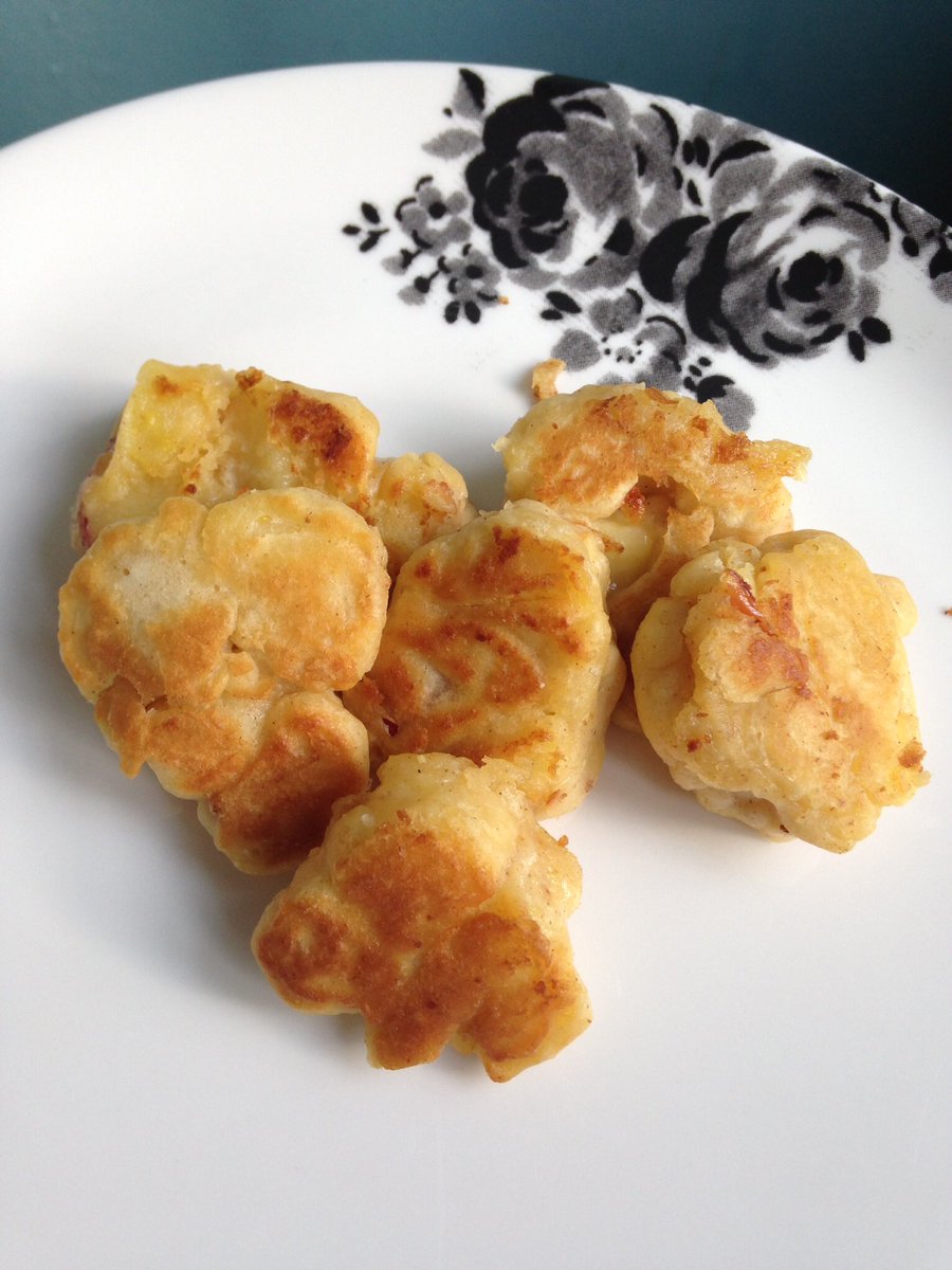Mmm gorgeous apple fritters for snack today, they are amazing and #sugarfree 😍
#fblogger #pblogger