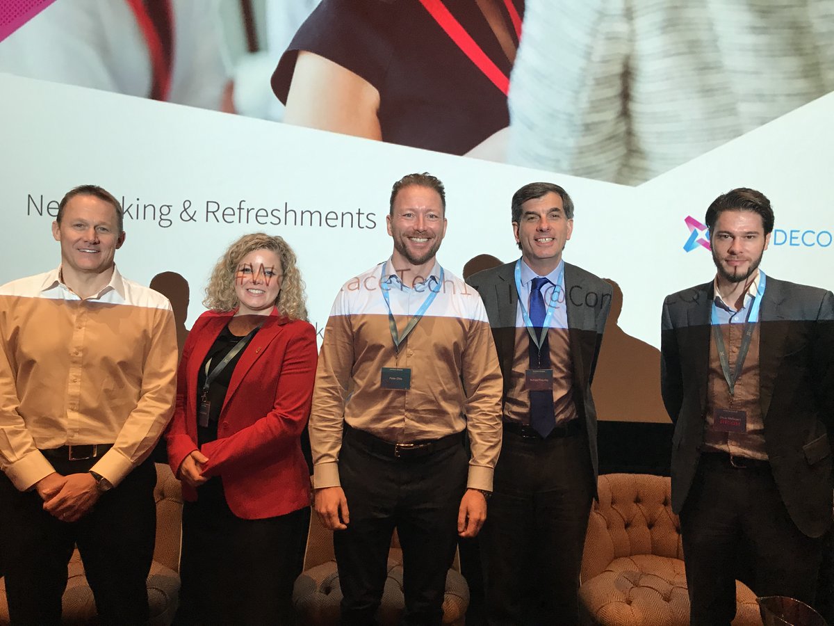 CondecoUK's tweet photo. Thanks to the Studio Audience and the Panel for making the Workplace Innovation Forum a success! #WorkplaceTech17 #WorkplaceManagement https://t.co/f1wudXlFt2