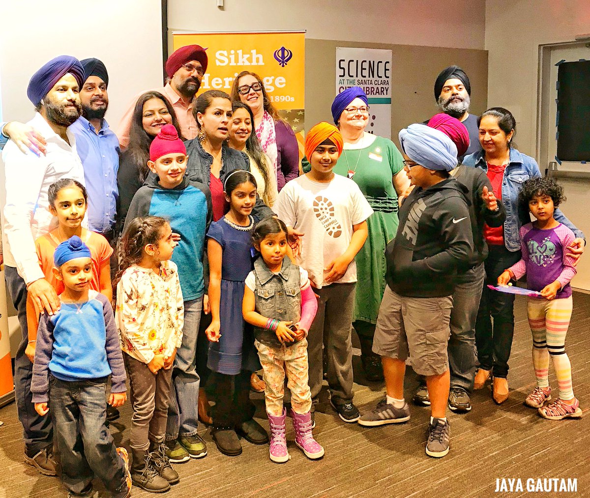 joyofsewa's tweet photo. #HappyThanksgiving! Gratitude &amp; respect to our team &amp; our #volunteers &amp; our extended #community of supporters ! You help #MakeADifference! https://t.co/J9Up4kMwGr