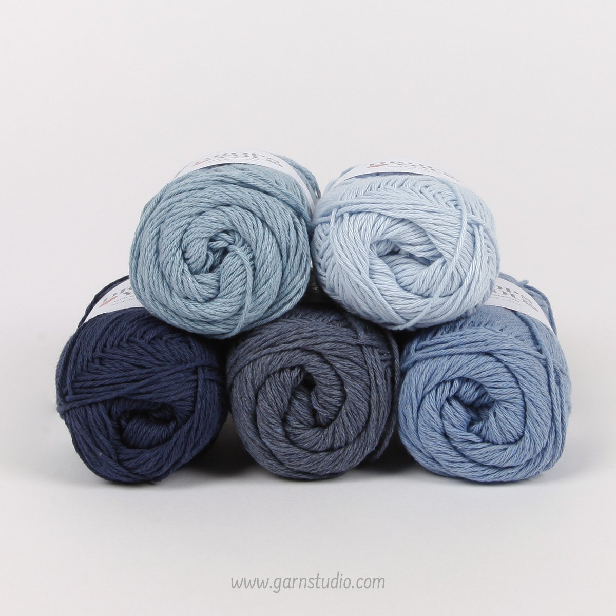Garnstudio's tweet photo. DROPS ❤️ You #9 is here - and it costs only 0.80€/1.05$ per skein! See the prices in your currency by choosing your country here: https://t.co/Ta6tJbPNLb #dropsdesign #dropsyarn #dropsgarn #dropslovesyou #cotton #bomull https://t.co/D7kwGGFgjh