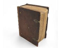 WordsBySC's tweet photo. #Words2Show
11/24
My exercise for this weekend, will be showing, not telling, about OLD TOMES https://t.co/oGnXolcFbj