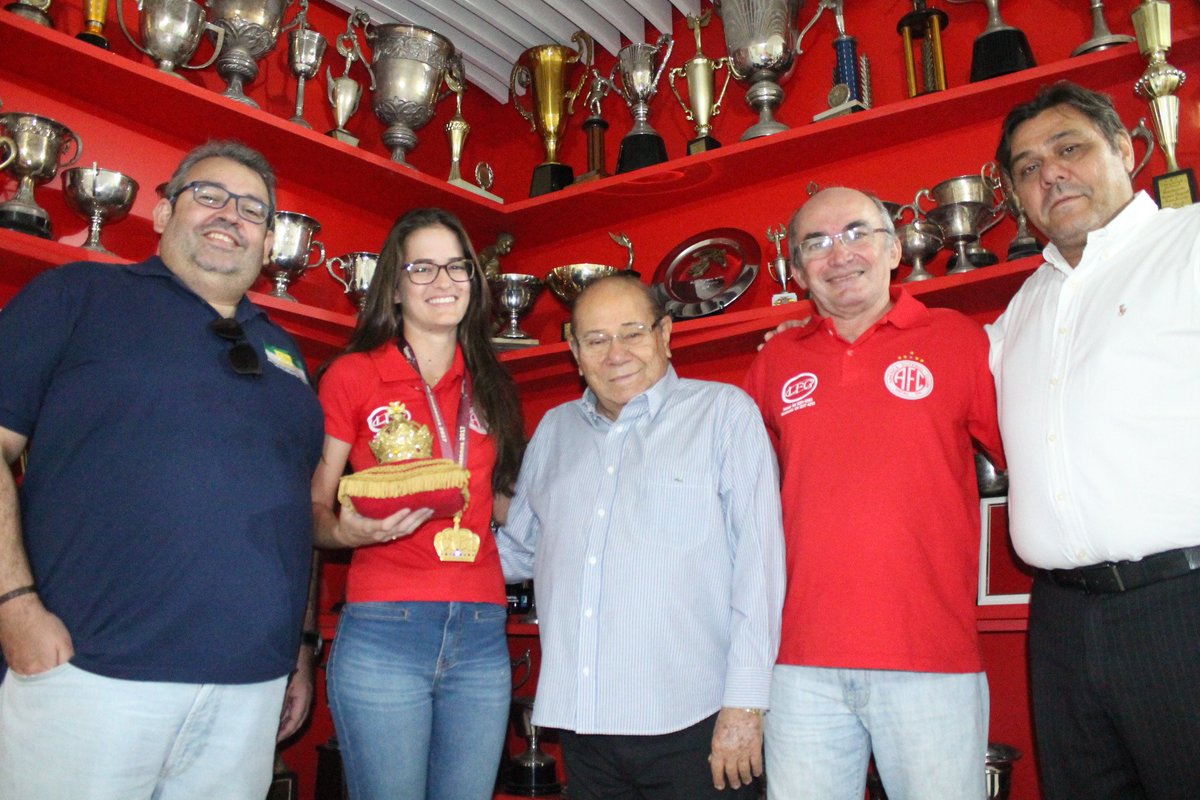 América-RN on Twitter: "Eduardo Rocha recebe amazona alvirrubra e comemora:  “Tem uma importância histórica, é o primeiro troféu”.  https://t.co/KpKQNP0HOR 📸Canindé Pereira/América FC…  https://t.co/vZpTgigIgI"