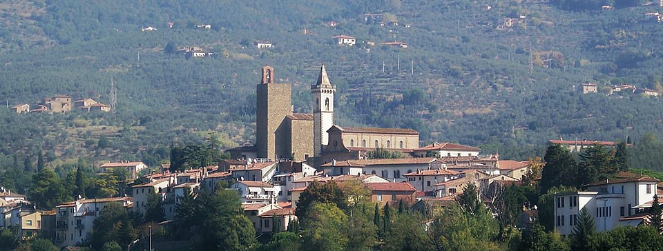 BikeExpTuscany's tweet photo. 🇮🇹 #Vinci, città natale di Leonardo, è perfetta per passeggiate e escursioni, col museo Leonardino e la sua casa natale
🇬🇧 #Vinci, hometown of #LeonardoDaVinci, suits perfect place for walking &amp; trekking, with Leonardo's museum and his born house
► https://t.co/hU52N63sRw https://t.co/qrXV4GzU6S
