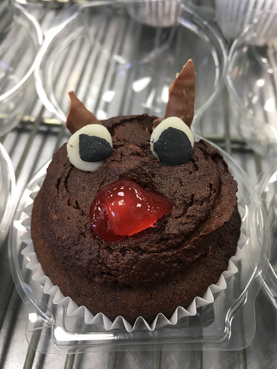 Feeling festive with our Randy the Reindeer cup cakes on sale next week!!🦌
