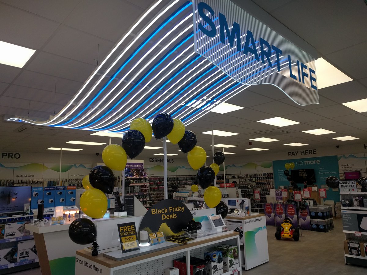 #BlackFridayDeals are now live in #ChadwellHeath we're open until 8pm tonight for all your bargain hunt needs!