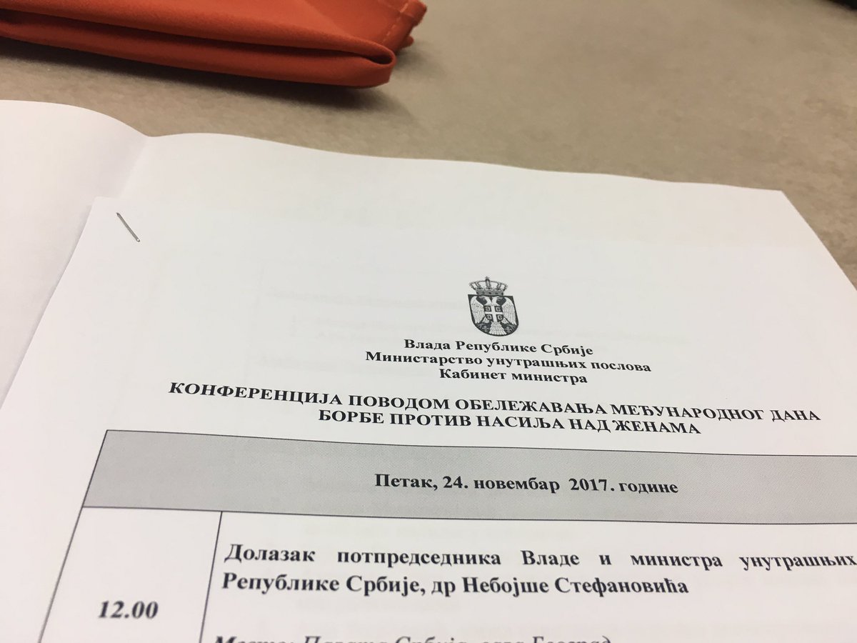 ZPlatforma's tweet photo. U 2017. od pocetka primene ZSNP policija izrekla ukupno 10.504 hitnih mera saopstio je Ministar Stefanovic. https://t.co/68zCdnJhaX