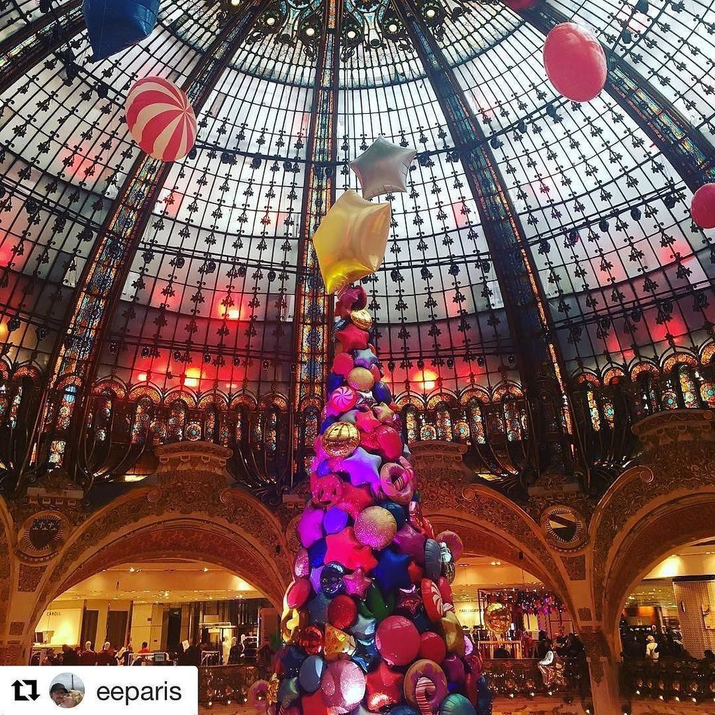 Angloinfo's tweet photo. OK, so itโs just one month until Christmas Eve - weโre allowed to get our Christmas on! We think this fabulous and fun tree papped in #Paris is a great start! ๐#expatinspiration #followfriday #Repost @eeparis (@get_repost)
ใปใปใป
Christmas at Galeries Lโฆ https://t.co/cNTiJhLOha https://t.co/3L6lqsmuwI