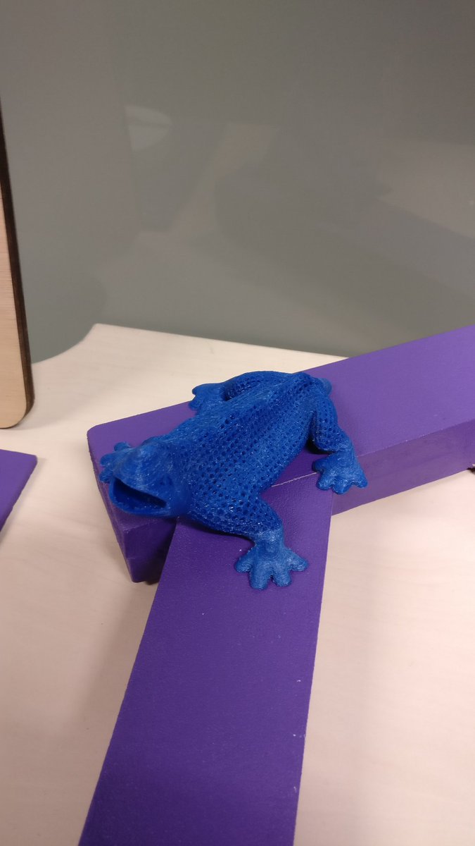 Rodolphe1508's tweet photo. New test with @Tridea3D filament. Model hollow draudi @thingiverse. @FilamentsDir @NokiaGarage https://t.co/dYqad2ad9s