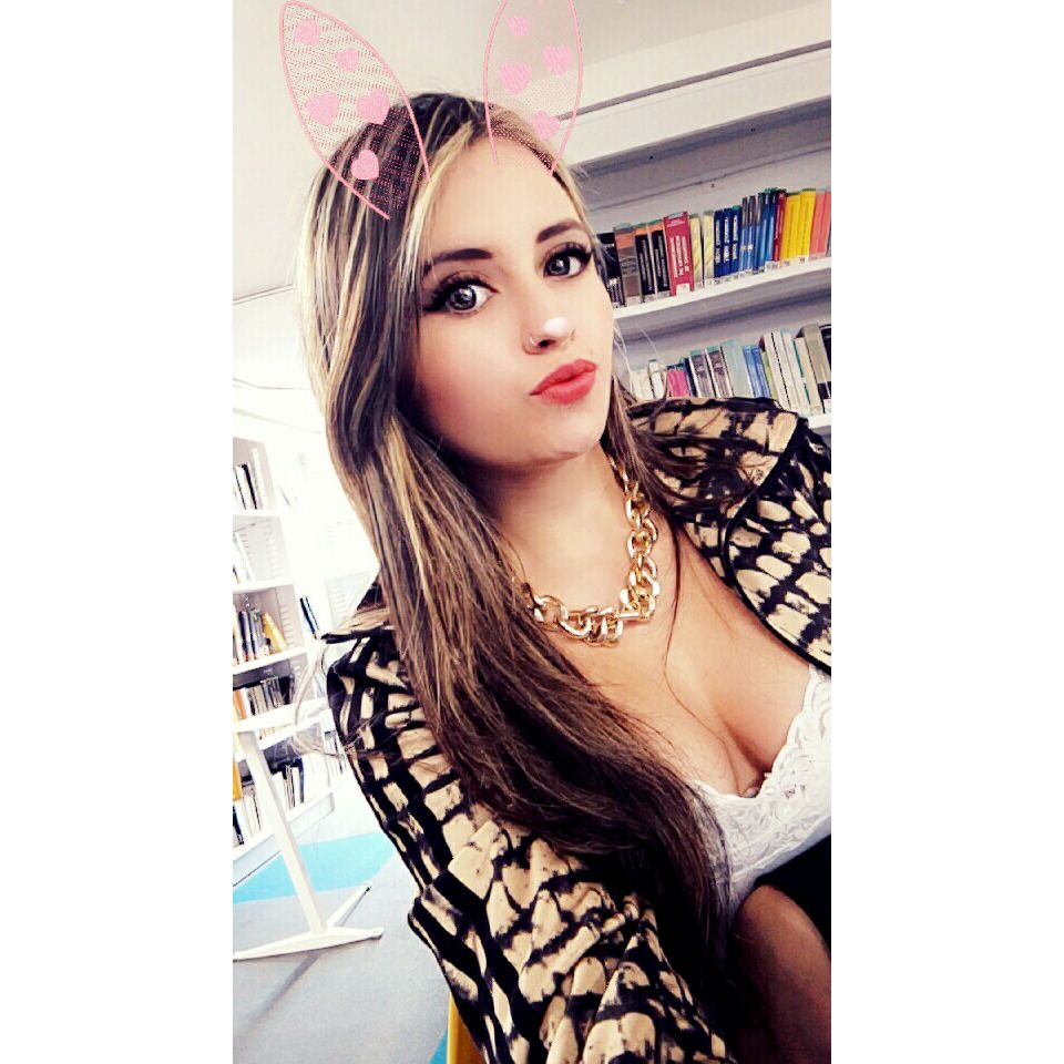 olashore2's tweet photo. Happy friday ,what dont kill☠️☠️☠️ you make you stronger💪💪💪💪Love yourself and dont feel too expensive ...STILL SINGLE AND SEARCHING ...............OLA .😍😍😍😍😍😍 https://t.co/T1vdRugac6